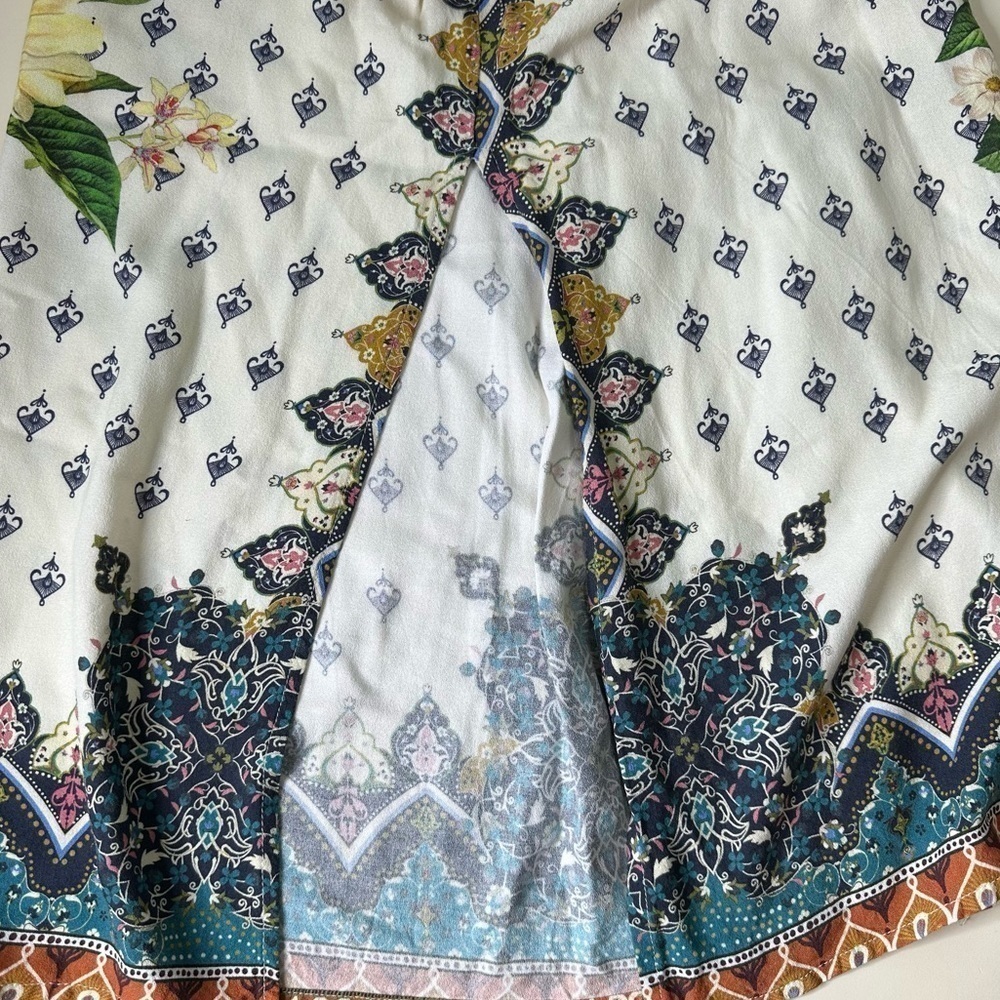 FARM Rio Floral Dress. Size P - Picture 5 of 8